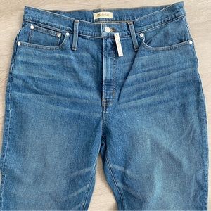 The Perfect Vintage Straight Jean in Mayfield Wash size 33